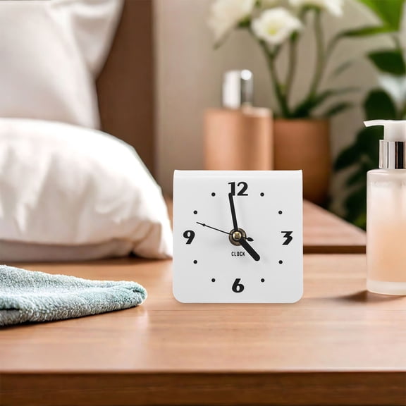 BESTYASH Small Acrylic Table Clock with Precise Timekeeping, Ideal for Bedroom Use, 1 Pack