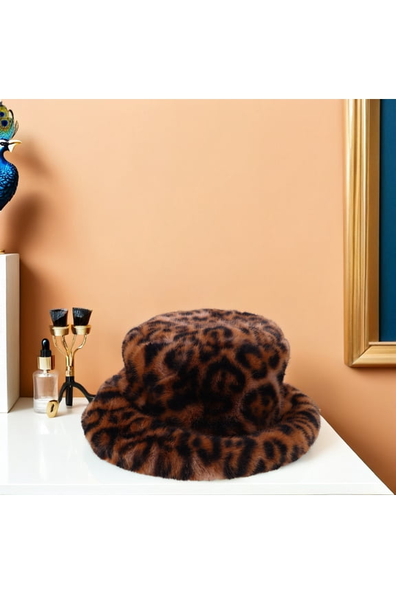 Soft Warm Faux Bucket Hat with Leopard Print Stylish Outdoor Fishing Hat