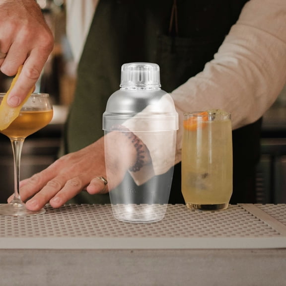 BESTYASH Clear Mixer Cup with Scale for Bar Use and Protein Shakes with Comfortable Grip Design