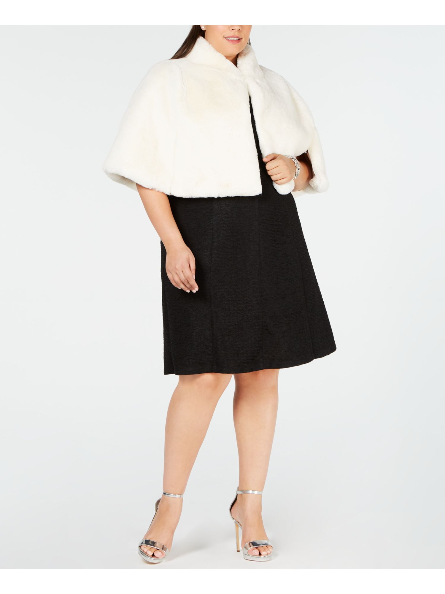 Betsey johnson shop faux fur capelet