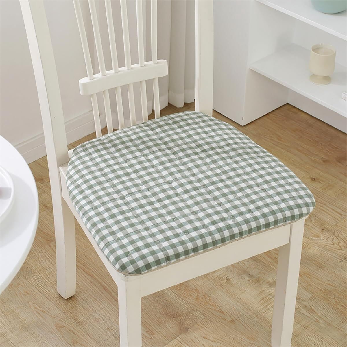 BH-JJSMGS 2/4 Pack Seat Cushion for Dining Chairs, 16.9" X 15.7" Non-Slip Kitchen Chair Pads with Ties, Plaid U-Shaped Sponge Chair Cushion for Kitchen Office Outdoor