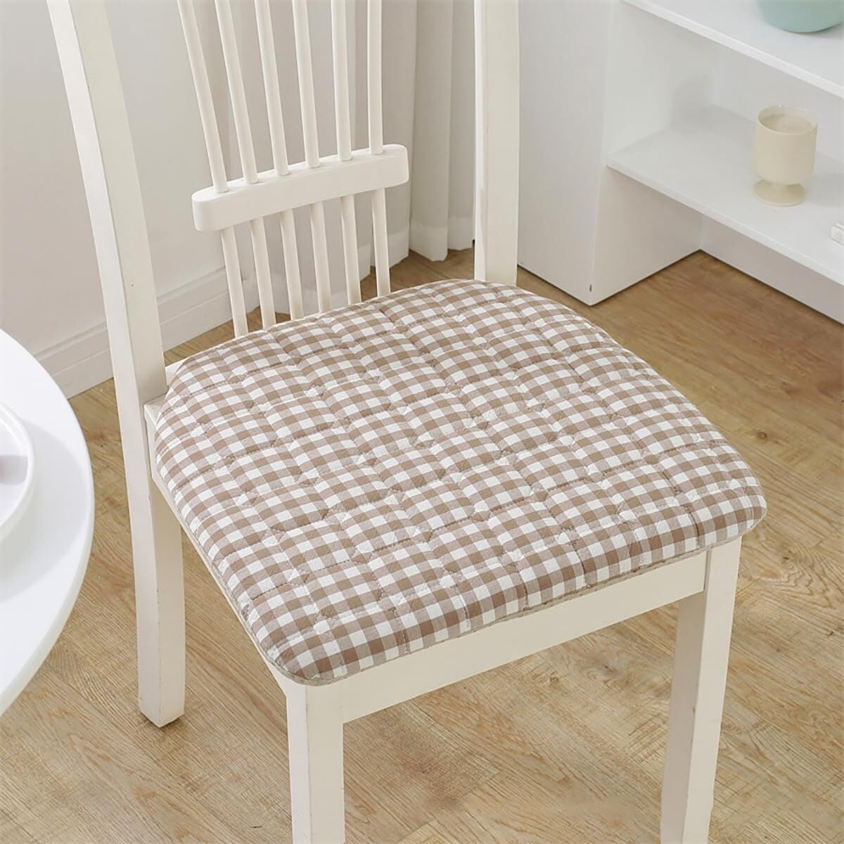 BH-JJSMGS 2/4 Pack Seat Cushion for Dining Chairs, 16.9" X 15.7" Non-Slip Kitchen Chair Pads with Ties, Plaid U-Shaped Sponge Chair Cushion for Kitchen Office Outdoor