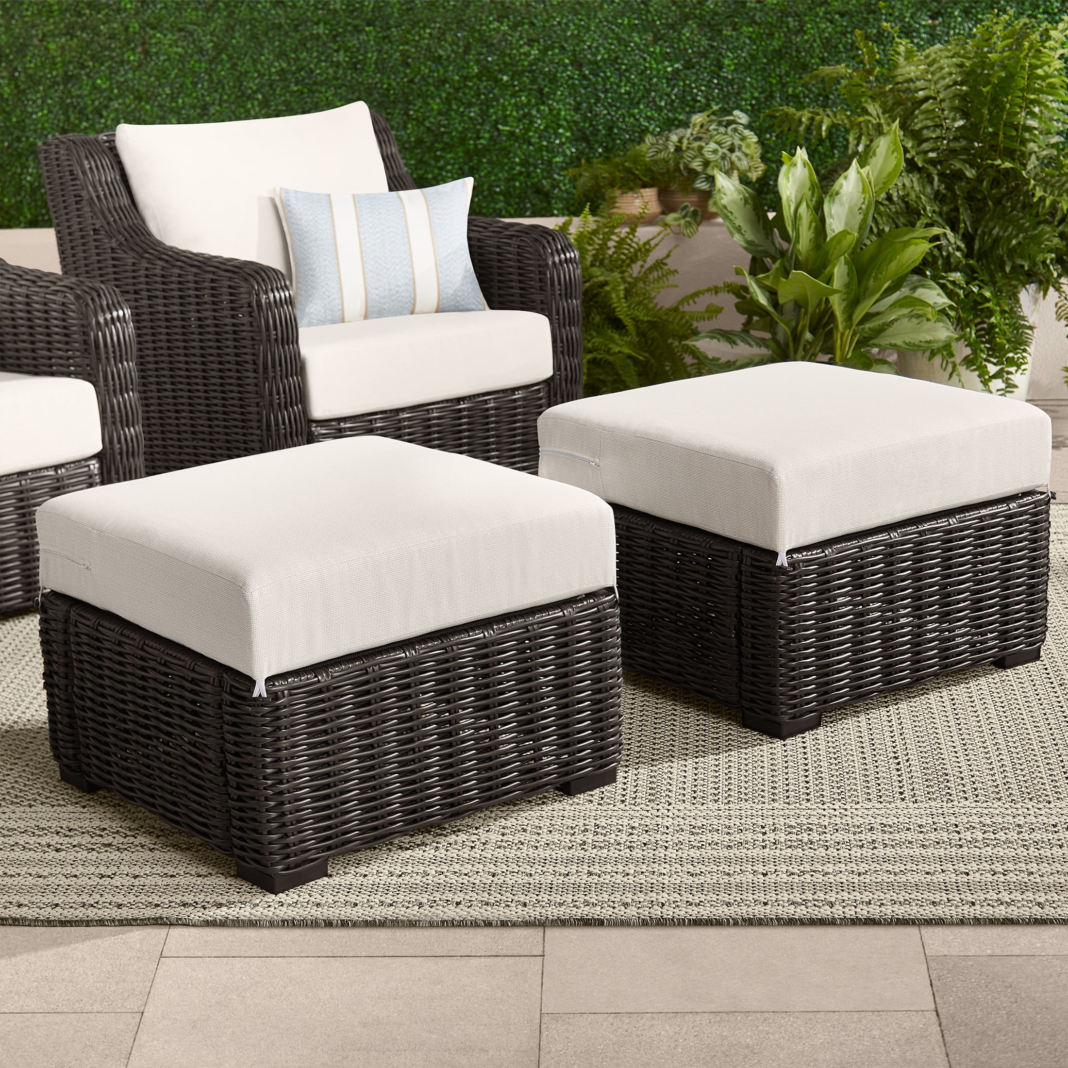 better homes and gardens outdoor ottomans