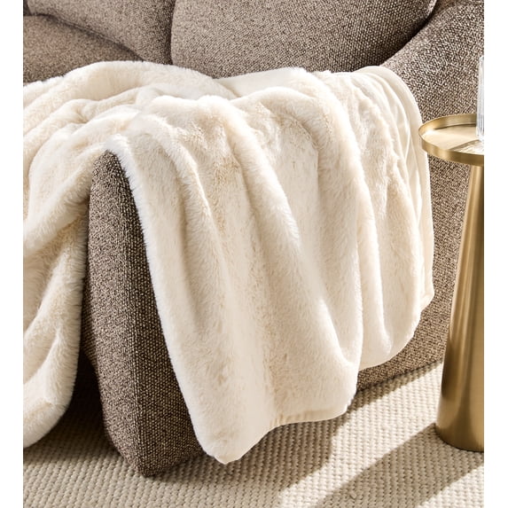 Better Homes & Gardens Faux Fur Throw Blanket, 50 in x 72 in, Vanilla Dream