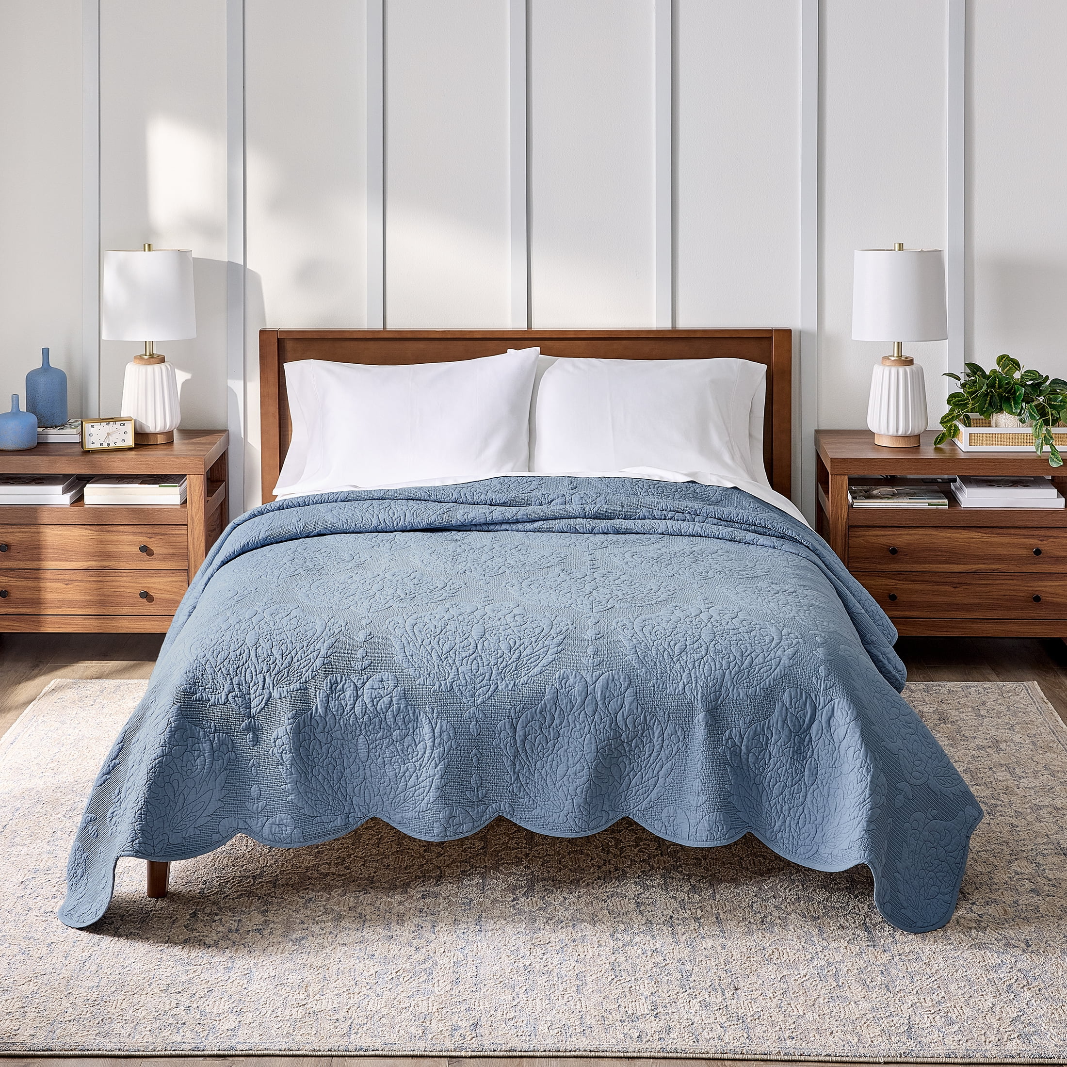 Better Homes & Gardens Coastal Seasonal Limited Edition Blue Silver Medallion Cotton Quilts, King - Hypoallergenic