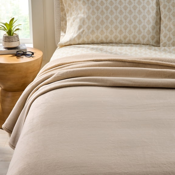 Better Homes & Gardens Velvet Plush Soft Bed Blanket, King Size, Almond Biscuit