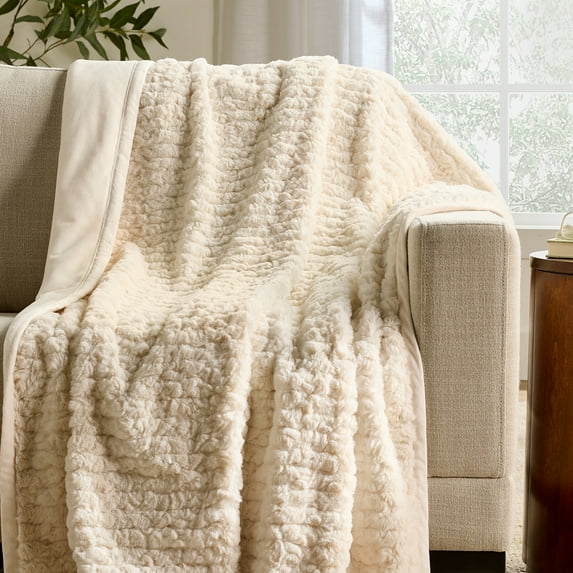 Better Homes & Gardens Ivory Twisted Rib Faux Fur Throw, 50" x 72"
