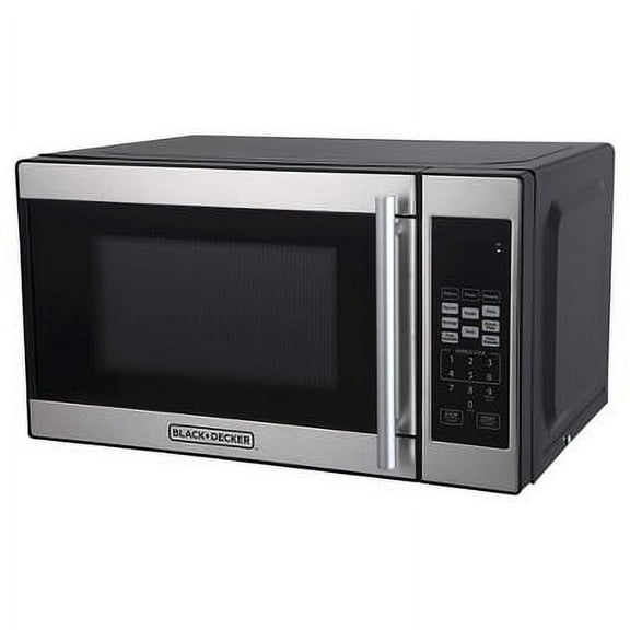 BLACK+DECKER 0.7 cu ft Countertop Microwave Oven in Black