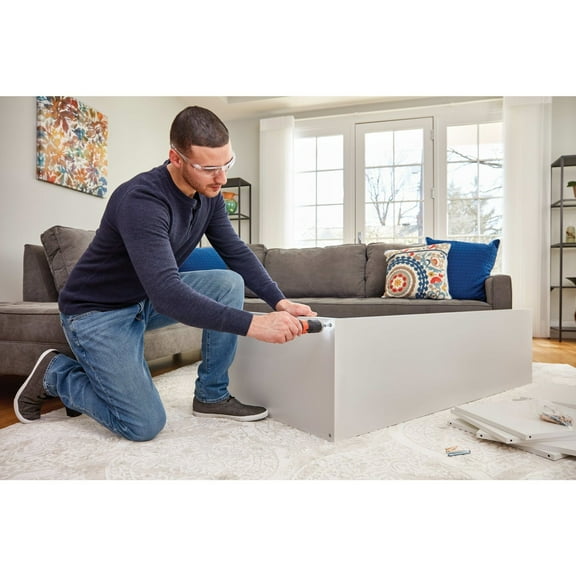 BLACK+DECKER Cordless Screwdriver with AA Batteries and 5 Fastening Bits (BCF601AA)