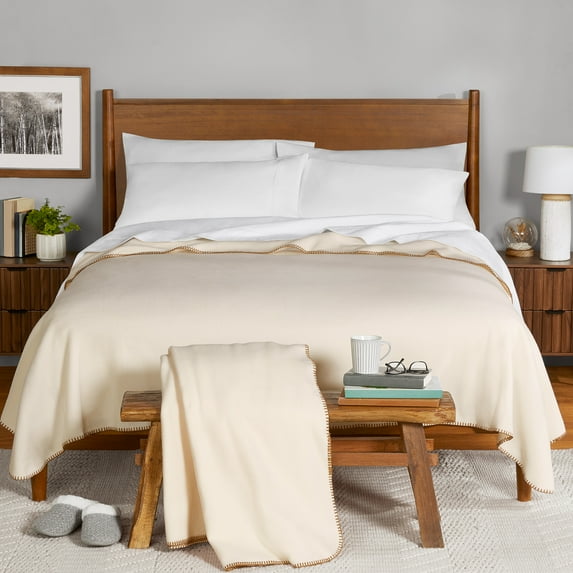 Mainstays Super Soft Vanilla Dream Fleece Bed Blanket, King 2 Pieces