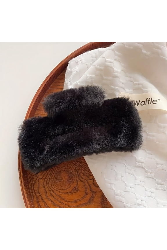 Plush Claw Clip for Thick Hair Cute Square Furry Claw Clips for Thick Curly Hair Fluffy Plush Faux Fur Hair Clip for Hair Non Slip Strong Hold Jaw Clips Black