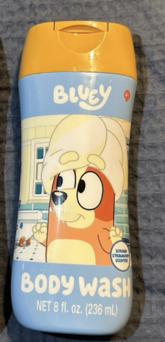 BLUEY Body Wash Scrubby Strawberry Scented 8 oz. - Walmart.com