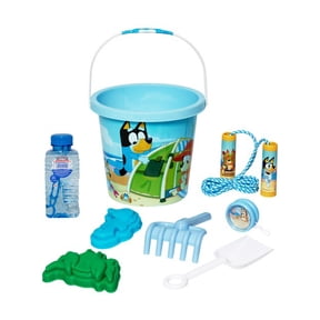 Little Kids Bluey Summer Fun Set. Bluey 7PC Beach Bucket. Ages 3 & Up