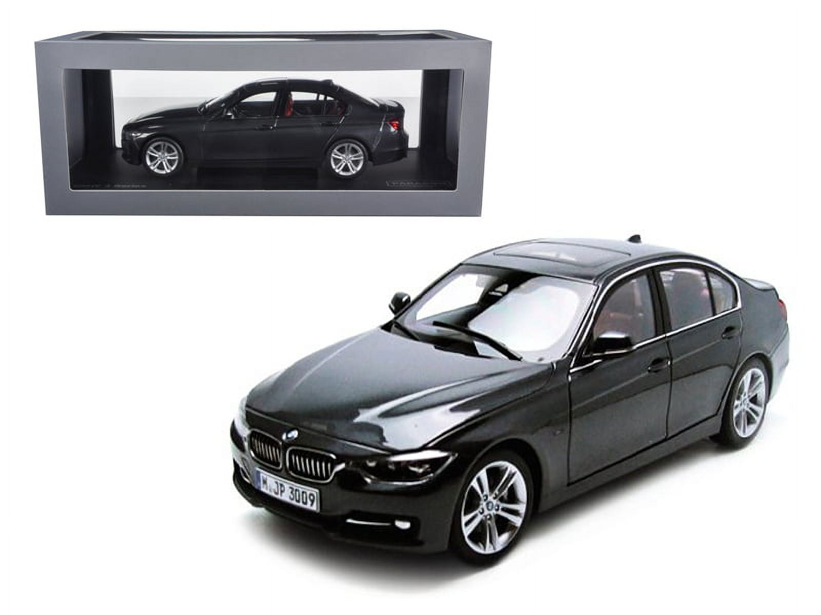 BMW3シリーズ/ミニカー/ミニチュアカー 1/18 F30 BMW F30 3 Series, Mineral Grey 1/18 Diecast Model Car by