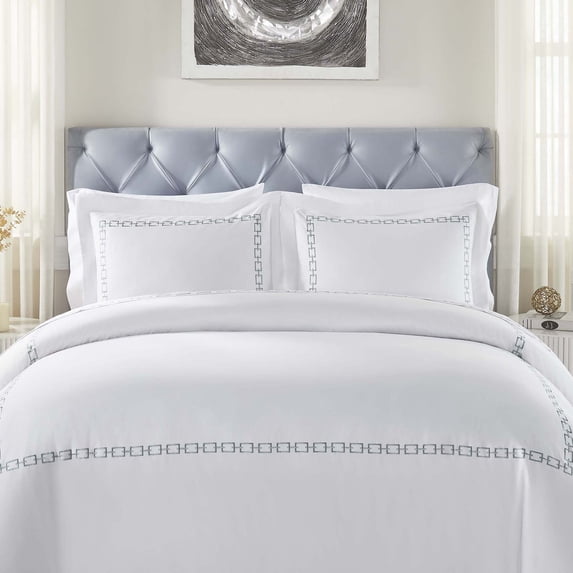 BNM Chain Links Embroidered Cotton Duvet Cover Set, King/California King, White/Silver