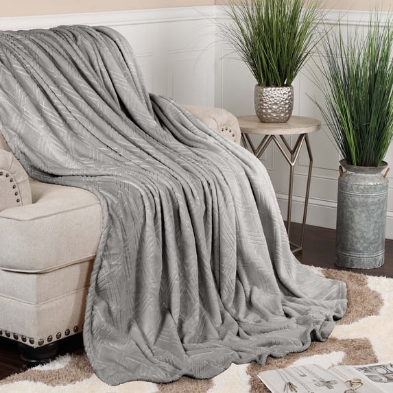 BNM Fleece Diamond Fluffy Blanket, Throw XL, Platinum