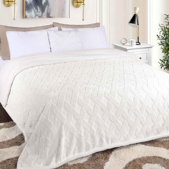 BNM Fleece Sherpa Reversible Lattice Blanket, Full/ Queen, White
