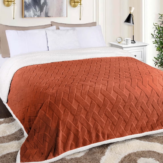 BNM Fleece Sherpa Reversible Lattice Blanket, Twin, Rust