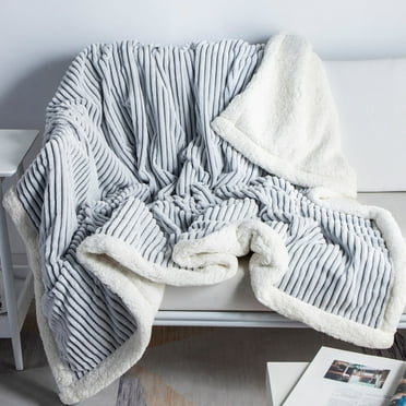 BOPORO Sherpa Fleece Blanket Soft Blue and White Throw Blanket Cozy Plush Blankets for Couch Sofa Bed, 51"x63"