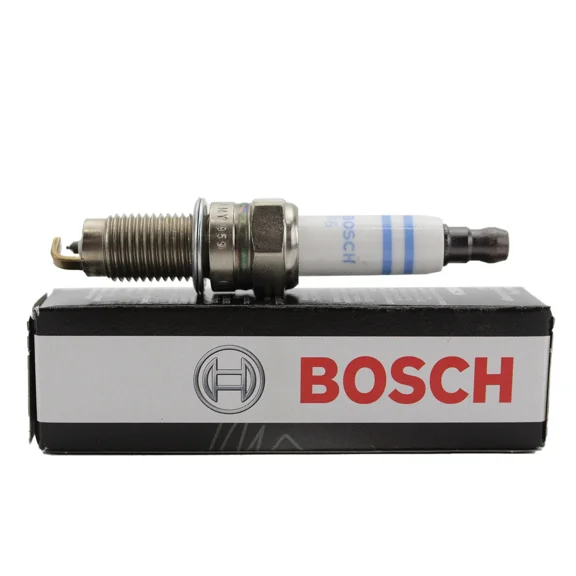 BOSCH Spark Plug 95517021990 / YR-7-LPP-332-W