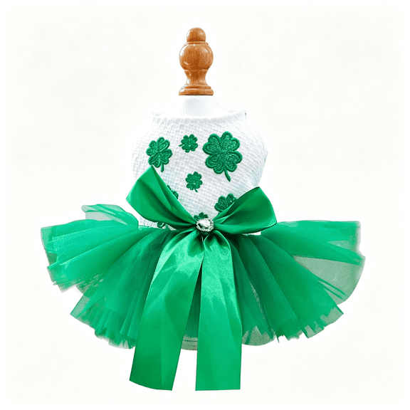 BPPEG Green Dog Dress with Bow Tie St PatrickS Day Puppy Dresses for Girls Female Sweet Cat Outfit Lucky Shamrock Pet Princess Lace Tutu Skirt Elegant Small Dogs Clothes (Green,Medium)