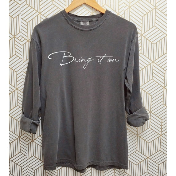 BRING IT ON Graphic Garment dyed T-Shirt