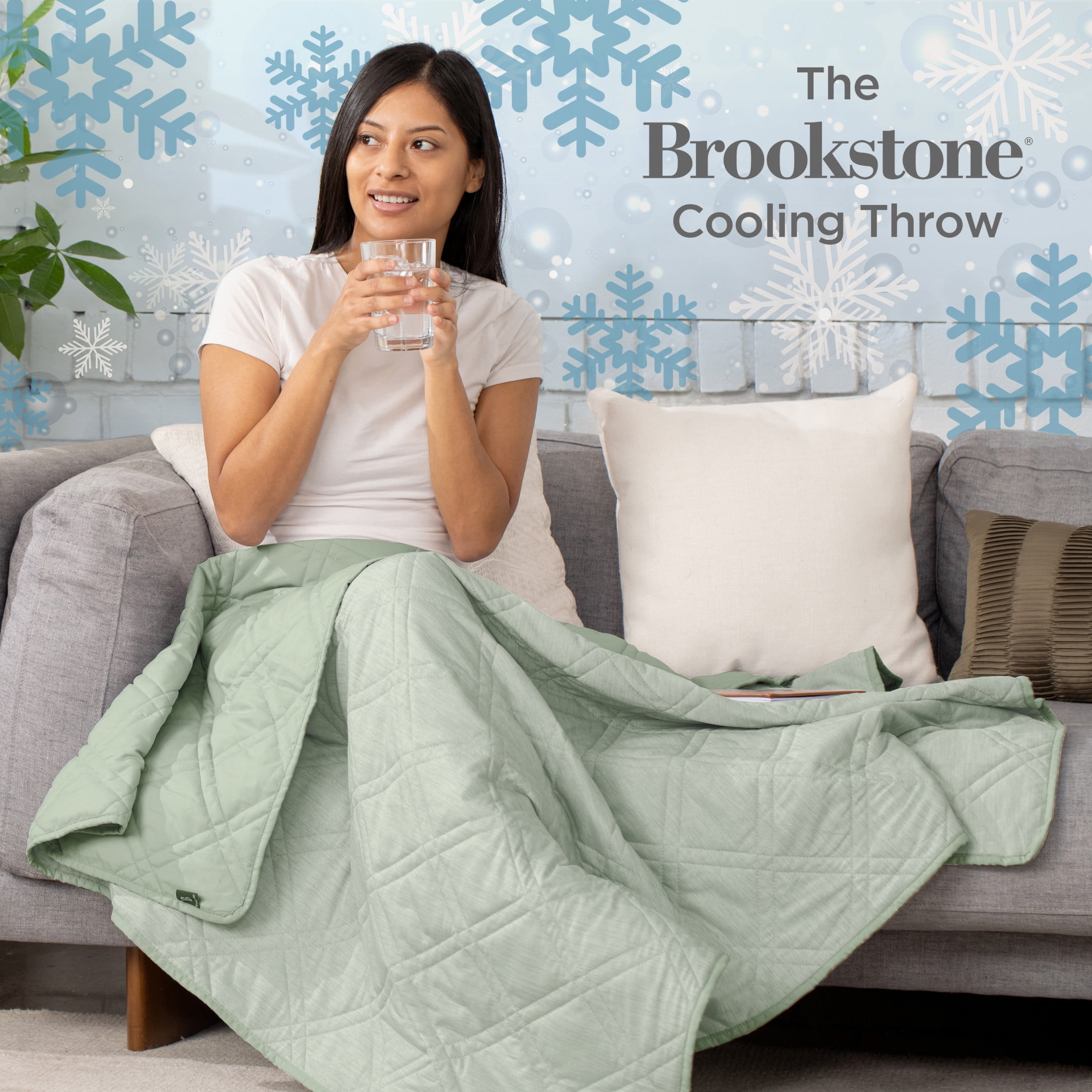 Brookstone Cooling Throw Green, Solid Print, Nylon Polyethylene, Knit, 1 Piece, Standard Size