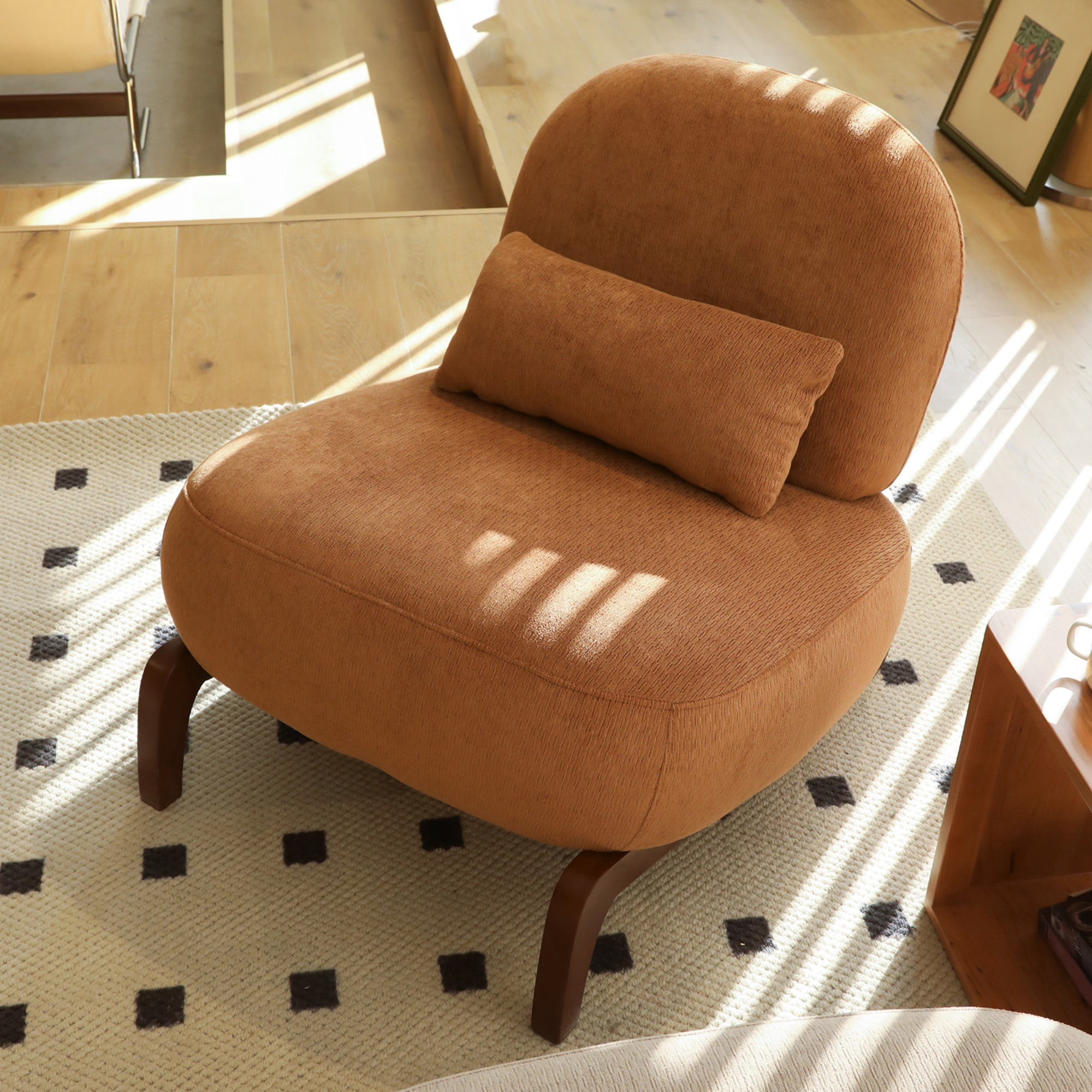BSHTI 28.4" Velvet Upholstered Accent Chair with Pillow, Comfy Armless Design, Wood Legs for Living Room(Caramel)