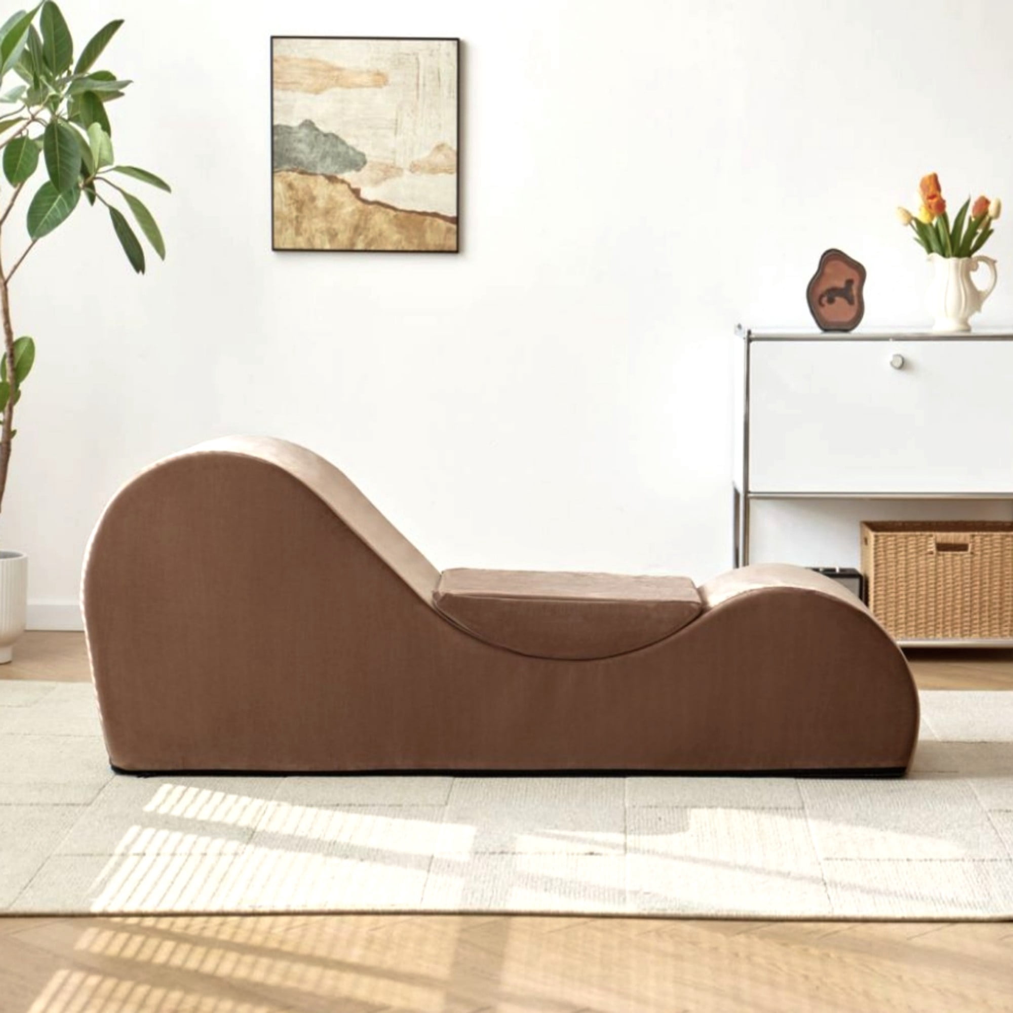 BSHTI 62.5" Polyurethane Yoga Chaise Lounge Chair with Washable Cover, Lazy Seating for Small Spaces(Brown)