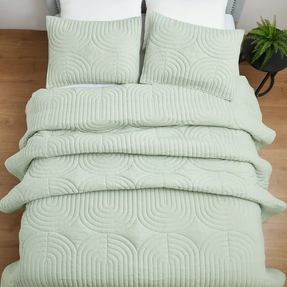 Beautiful by Drew Barrymore Geo Jersey Quilt, Green Sage, King, Adult/Teen