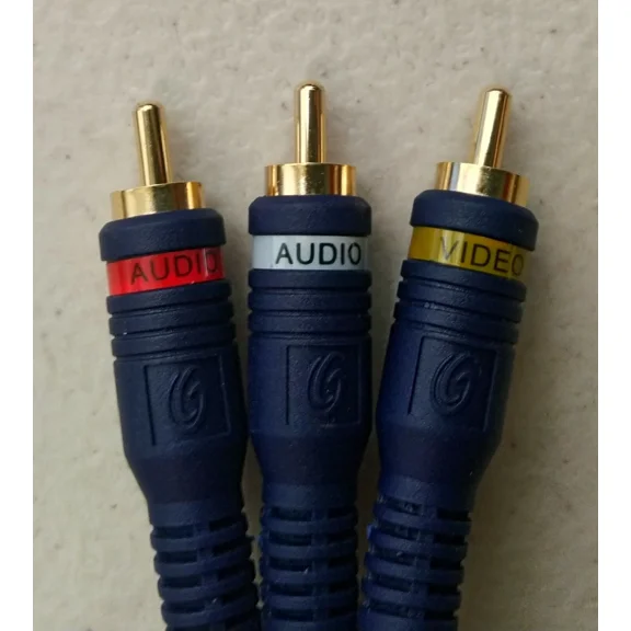BUTTERFLY- C2G 13038 12Ft Velocity Rca Audio+Video Cable