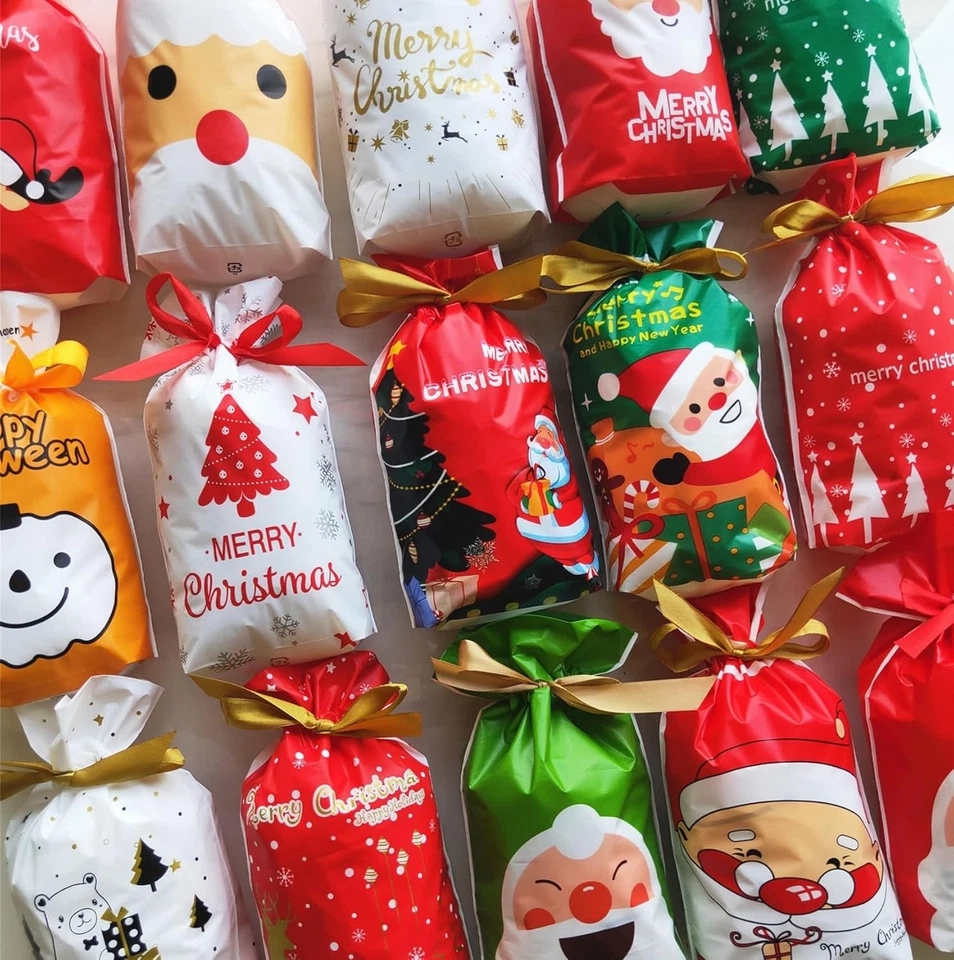BUTTERFLY- Christmas Gift Wrap Bags 50 Count Red Green Drawstring For Cookies Candy Bakery