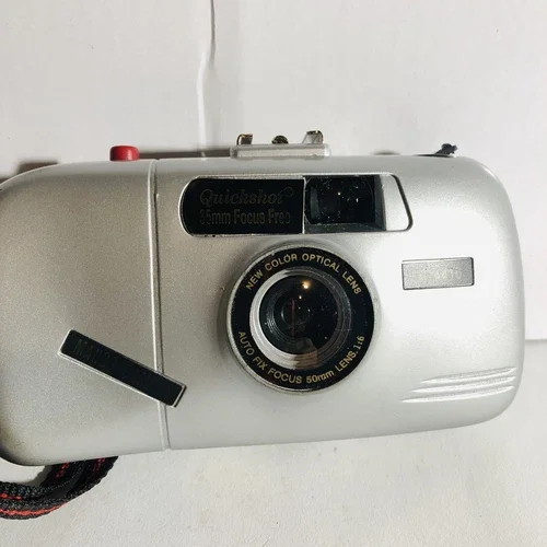 BUTTERFLY- Mango Camera Quickshot 35Mm Focus Camera Di-4410 With Case