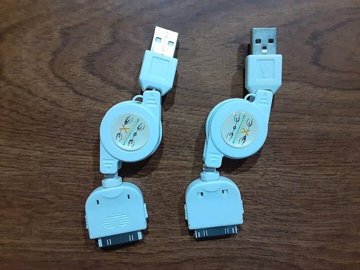 BUTTERFLY- New 2 Pcs White Retractable Usb Cable Data Sync Power Cord Charger Wire