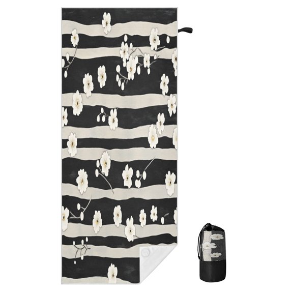 BZSMCE Soft Springtime Blossom Pattern For Beach Towel with Wind-Resistant Magnetic Corners And Mesh Carry Bag