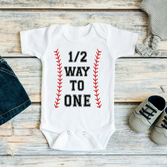 Baby Bodysuit BELLA CANVAS Half Birthday Baseball, 6 Months Birthday, Half Birthday Baby Boy Or Girl, 1/2 Way To One, Baseball Baby, Halfway To One, 6 Month Milestone