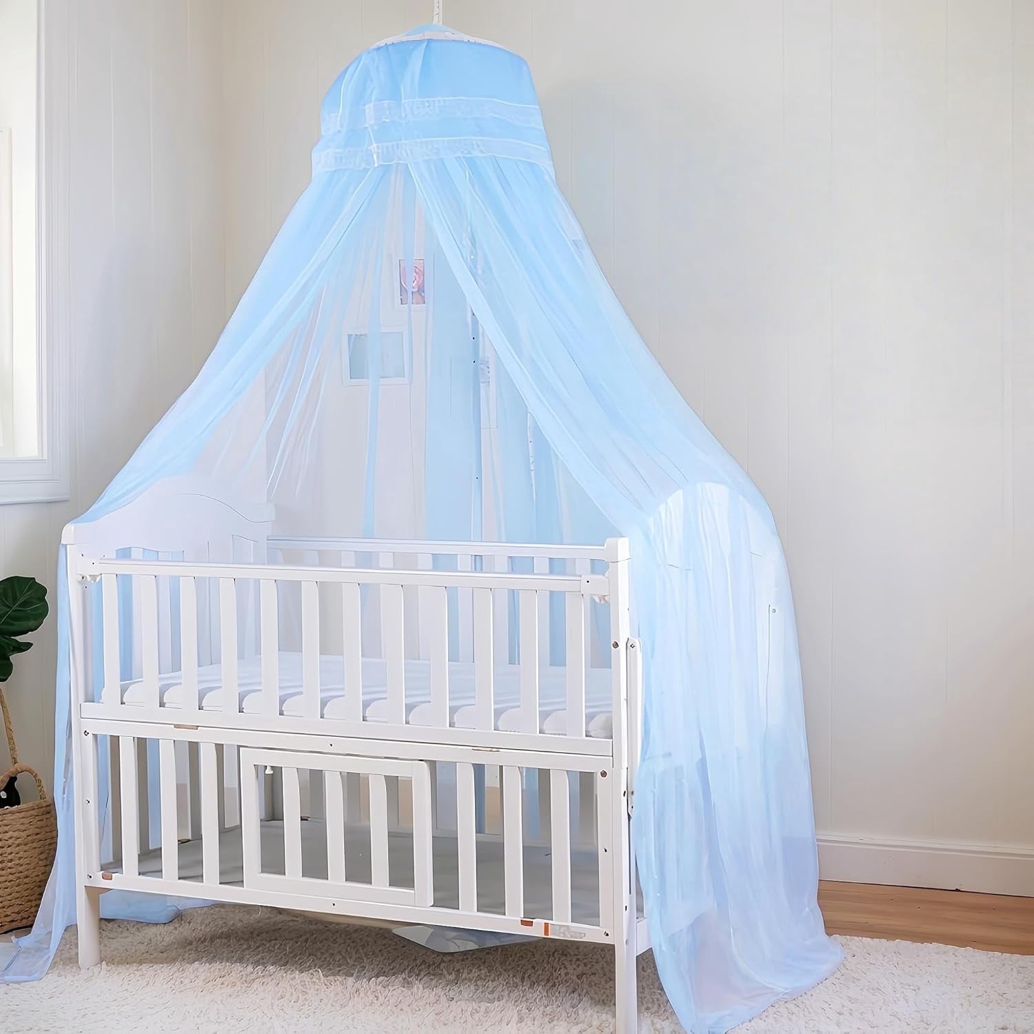 <new_title>Baby Crib Bed Mosquito Net Princess Bed Canopy Blue</new_title>