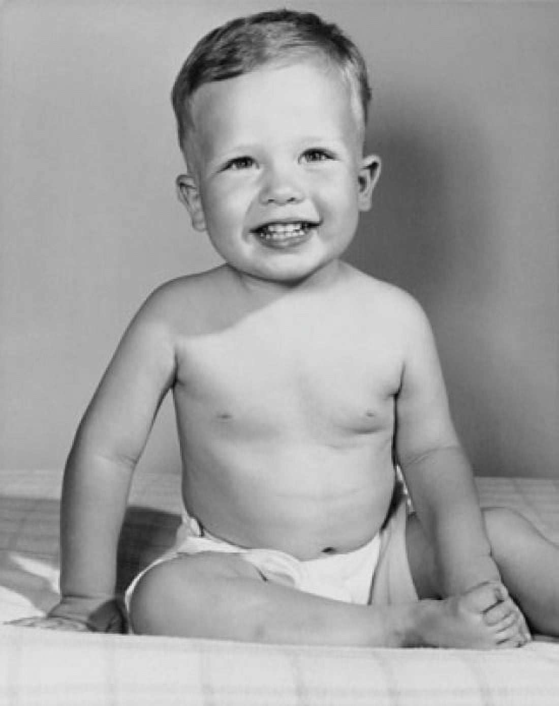 Baby smiling Canvas Art - (18 x 24)