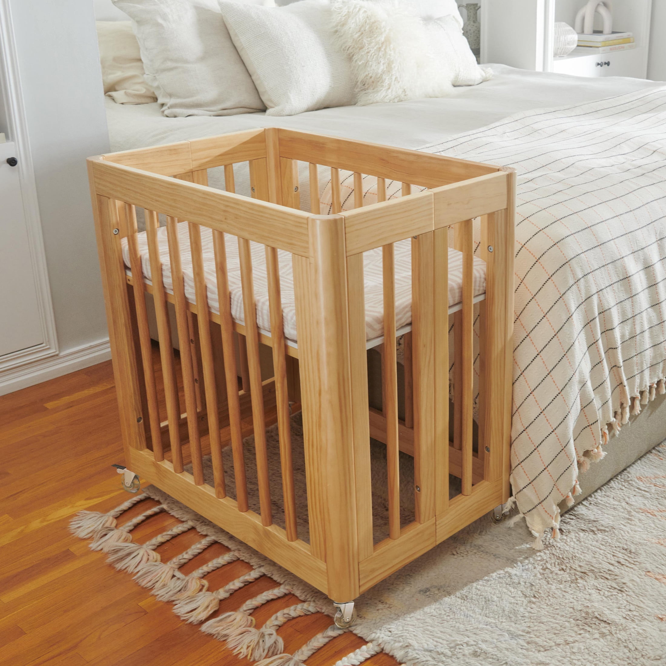 Babyletto All-Stages Bassinet Sheet in GOTS Certified Organic Muslin Cotton