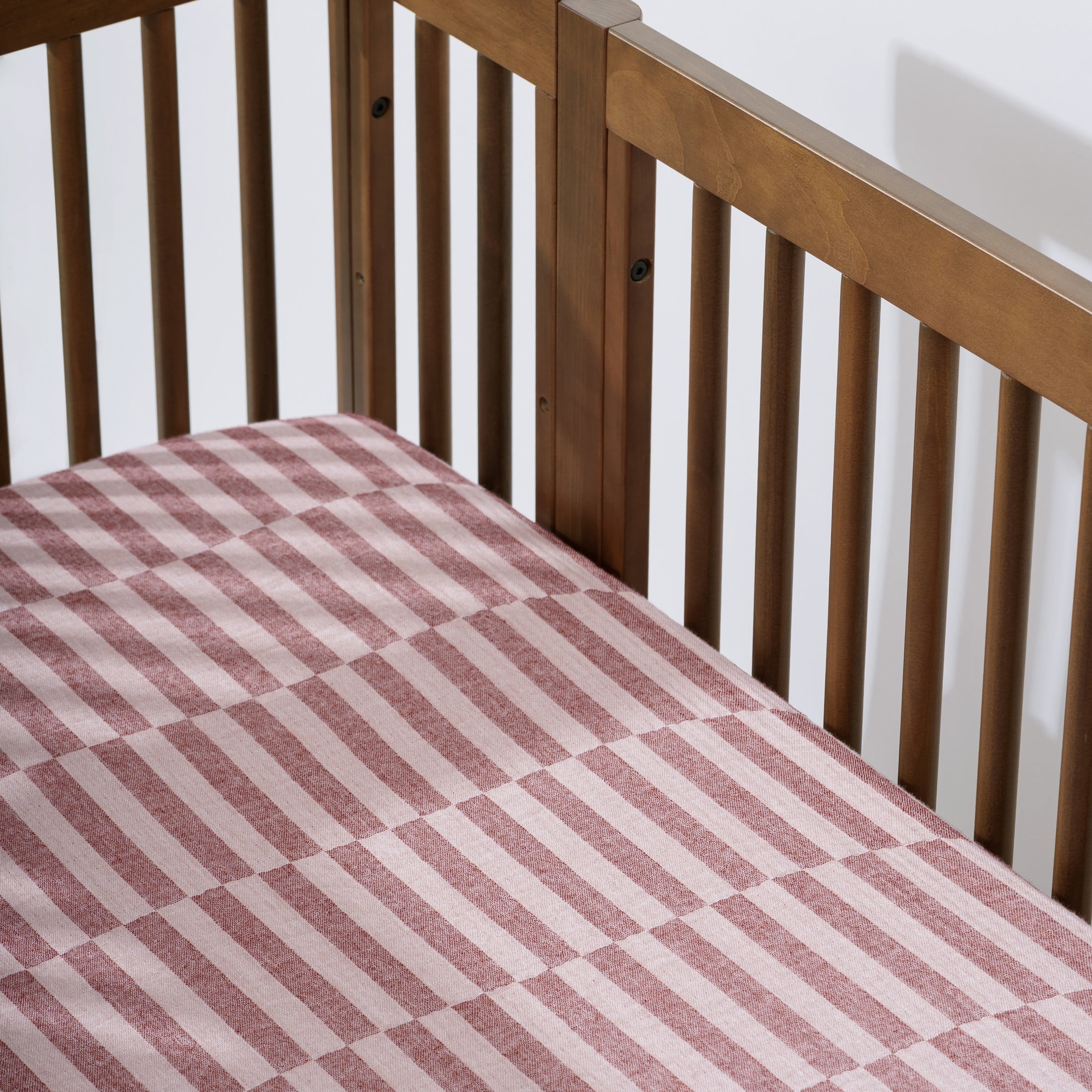 Babyletto Crib Sheet in GOTS Certified Organic Muslin Cotton