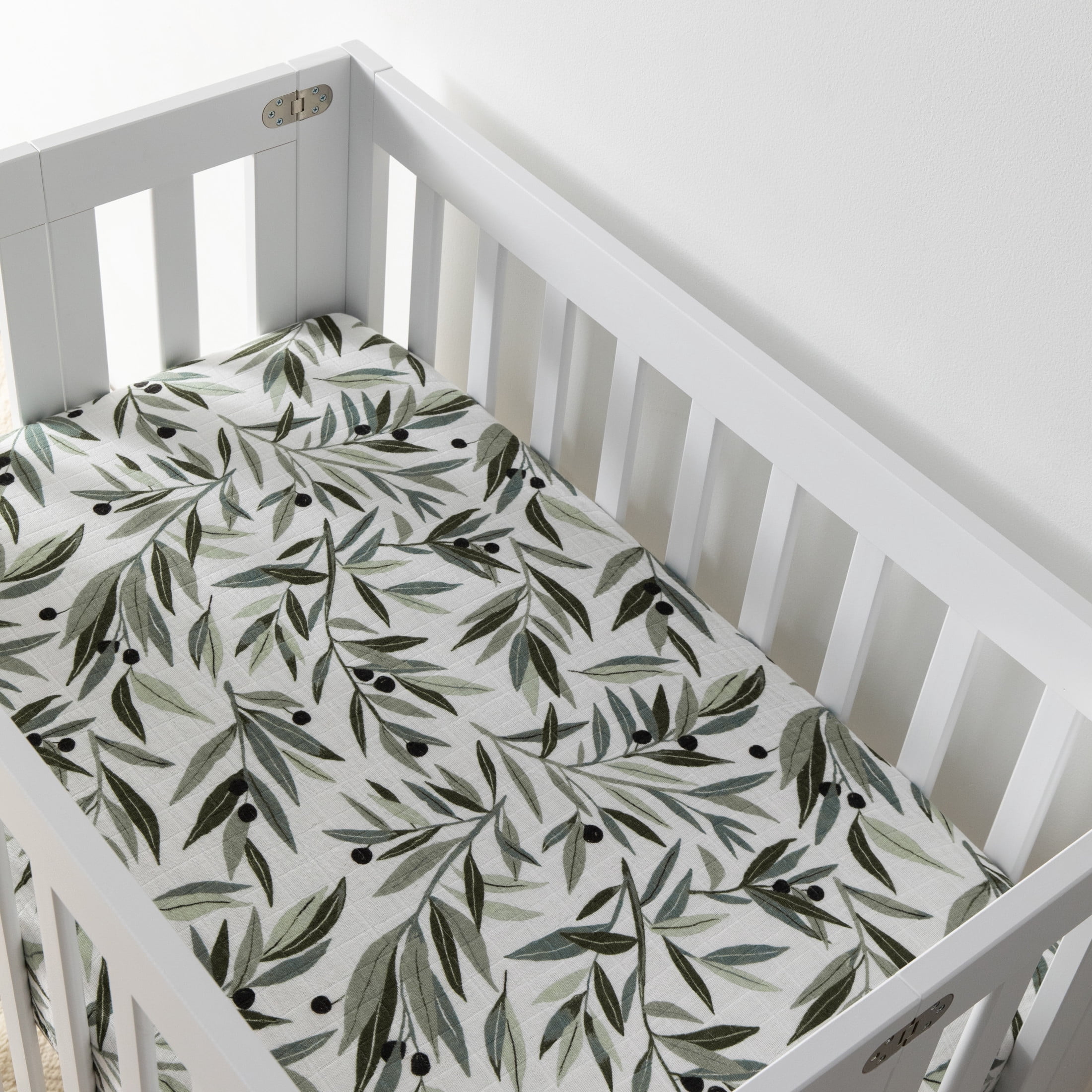 Babyletto Mini Crib Sheet in GOTS Certified Organic Muslin Cotton