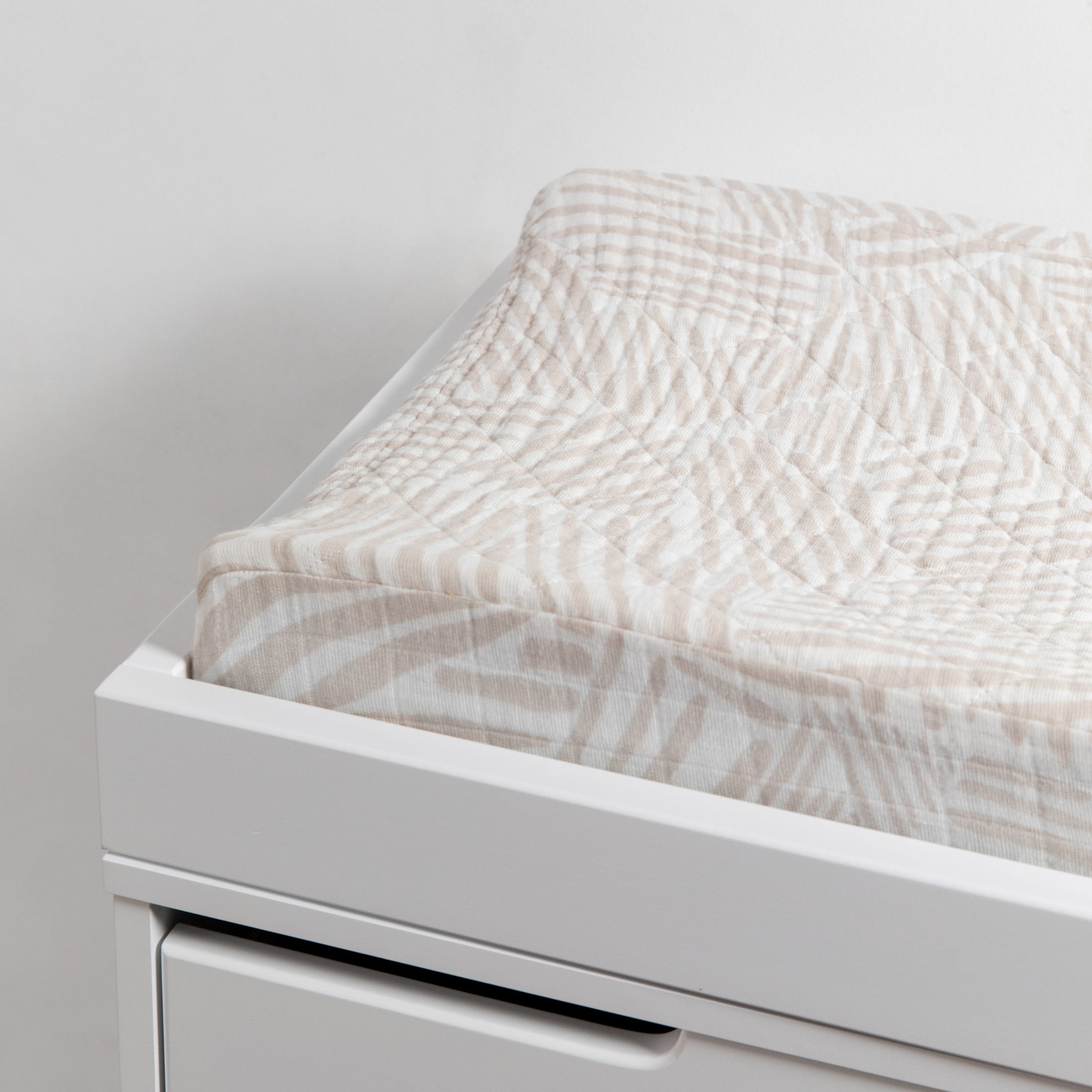 Babyletto Quilted Changing Pad Cover in GOTS Certified Organic Muslin Cotton