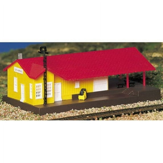 45907 Grovemont Freight Station Built-Up N Multi-Colored