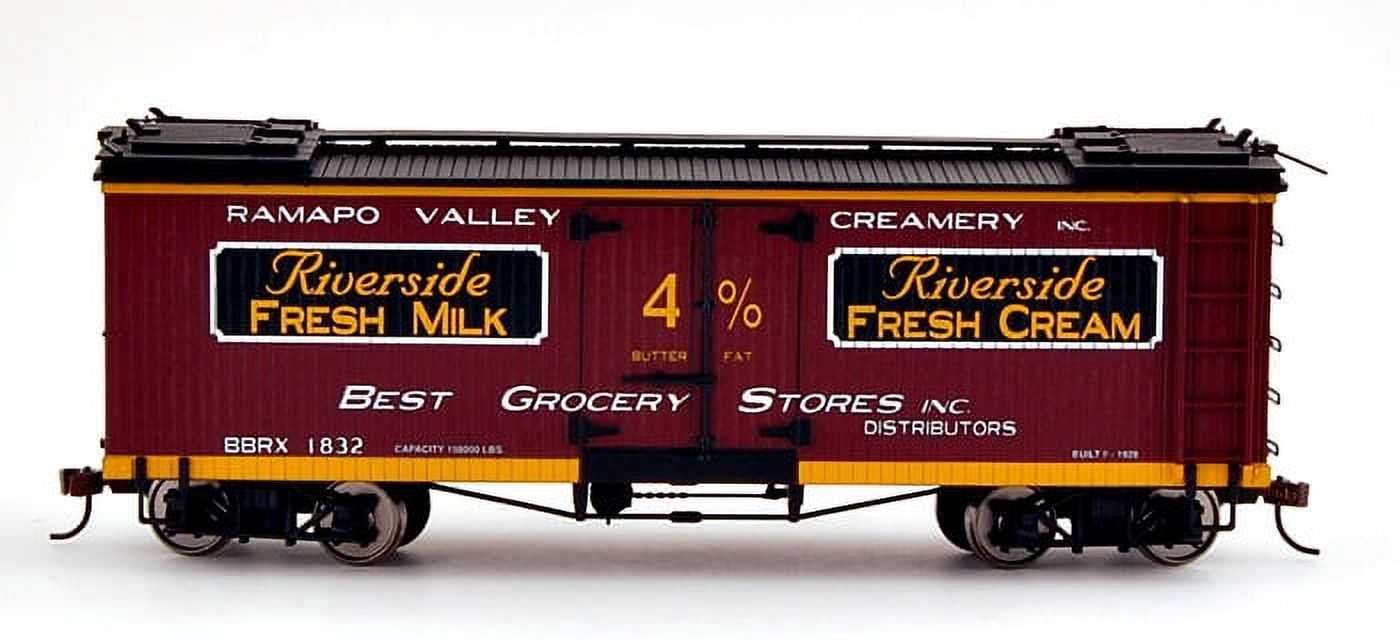 Bachmann On30 Scale Train Reefers Riverside Milk Dairy 27404 - Walmart.com