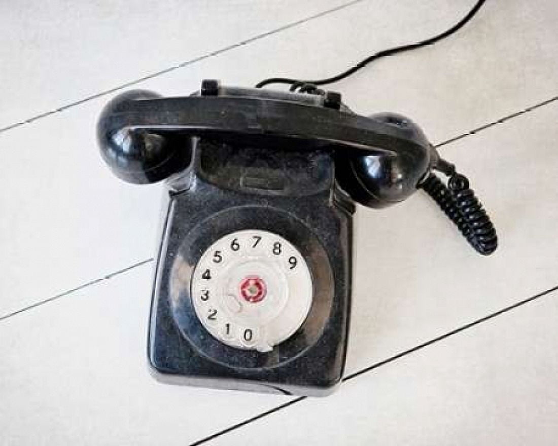 Back In Time Black Telephone Canvas Art - Susannah Tucker Photography (20 x 24)