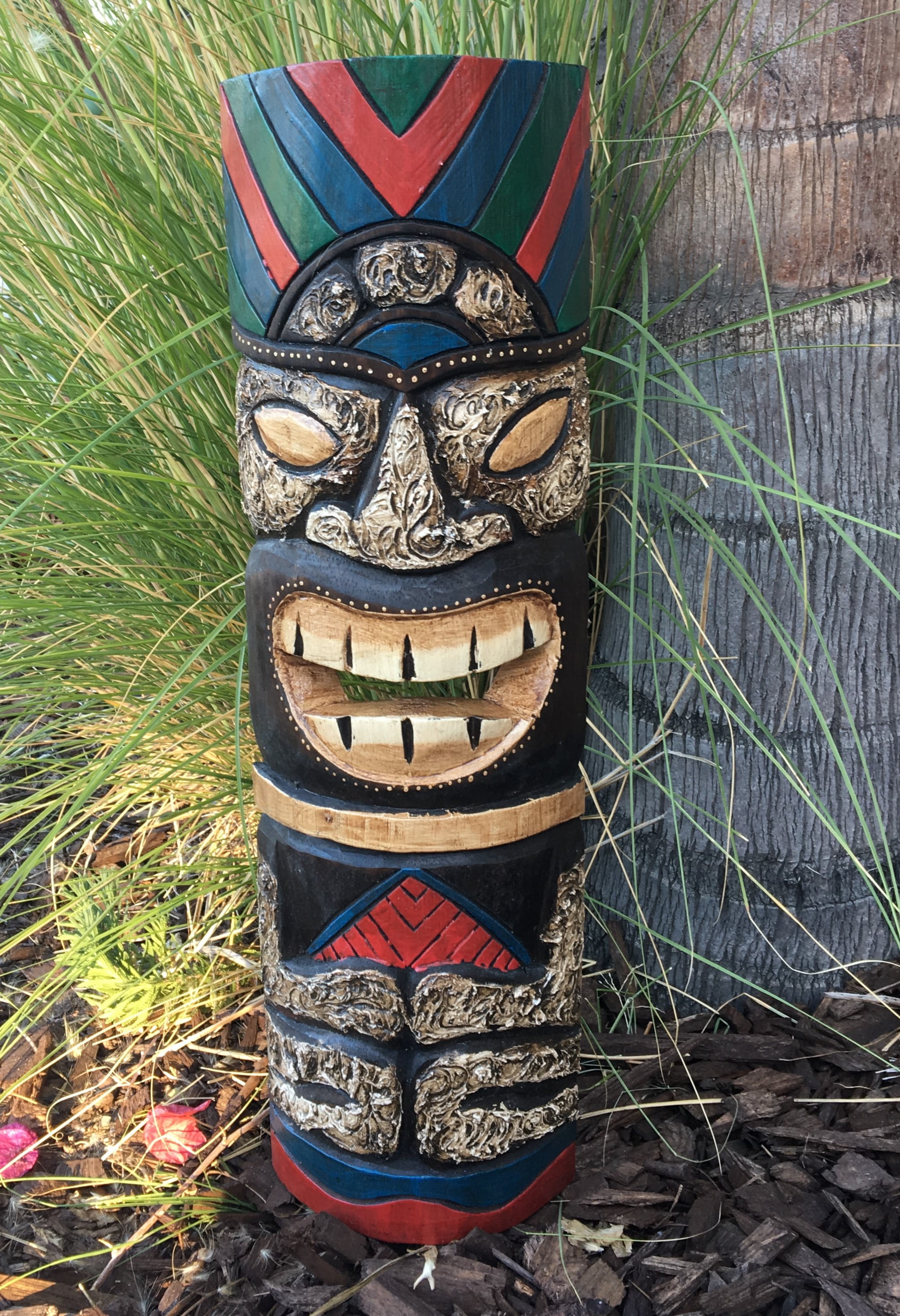 Backyard X-Scapes 20 in. Tiki Mask Sitting Colorful Hawaiian Wood  display picture 1