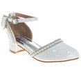 thumbnail image 1 of Badgley Mischka Girls Low Heeled Dress Shoes. (Little Kids and Big Kids) White Patent Size 12, 1 of 9