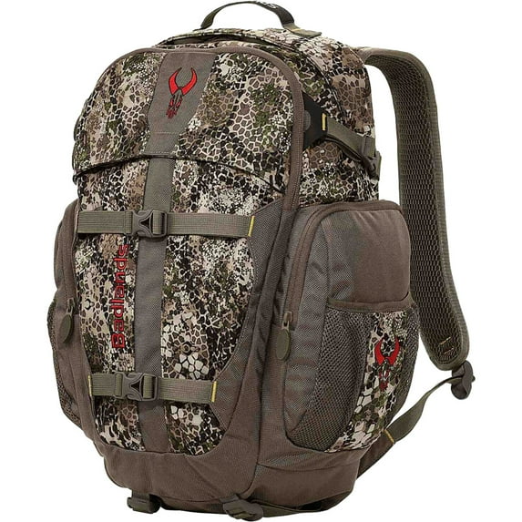 Badlands Pursuit Day Pack with AirTrack Suspension, Approach