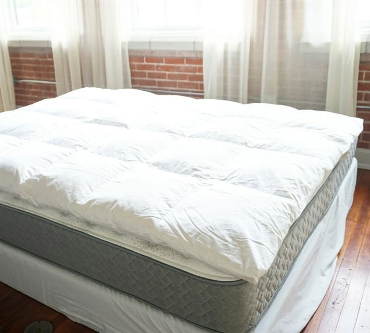 "Bafflebox Goose Down Featherbed"