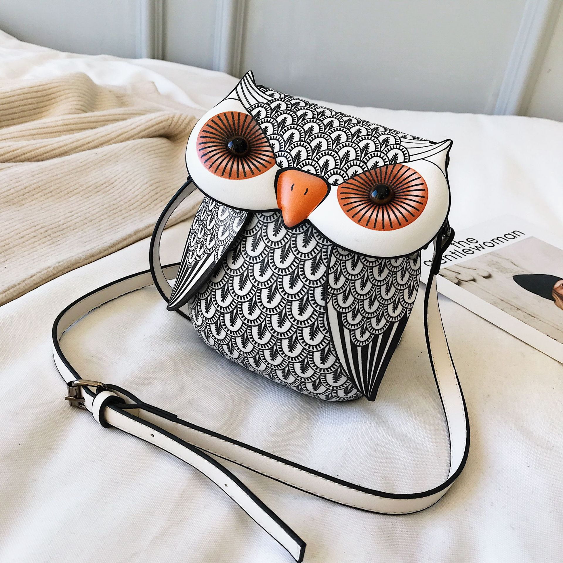 Baguery Cartoon Owl Shaped Shoulder Bag - Lightweight PU Leather Crossbody Satchel, Fashion Casual Purse for Women (5.9×1.57×7.87in)​